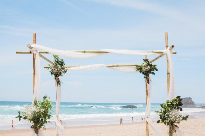 beach wedding in adraga beach